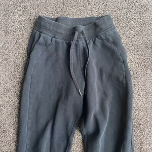 lululemon Black Women's Jogger sweatpants